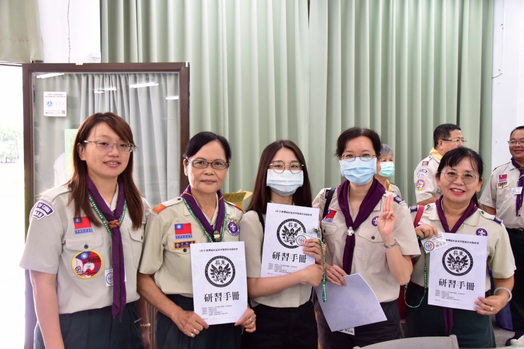 7498109年臺灣區社區童軍服務員研習相片圖示
