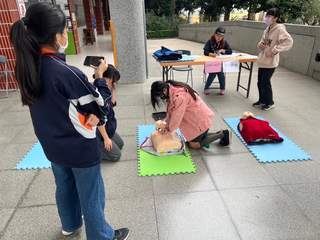 相片album_676924ad36875.jpg圖示