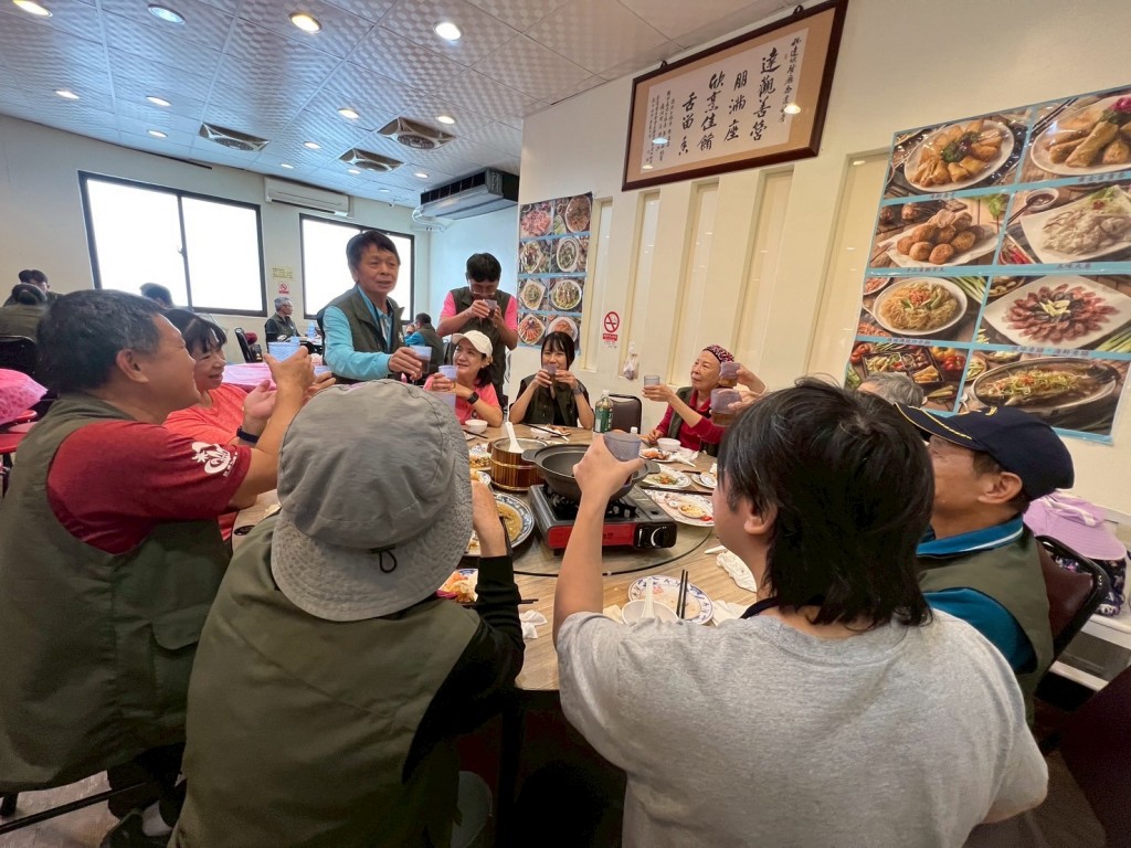 相片album_6925343ecec8f.jpg圖示