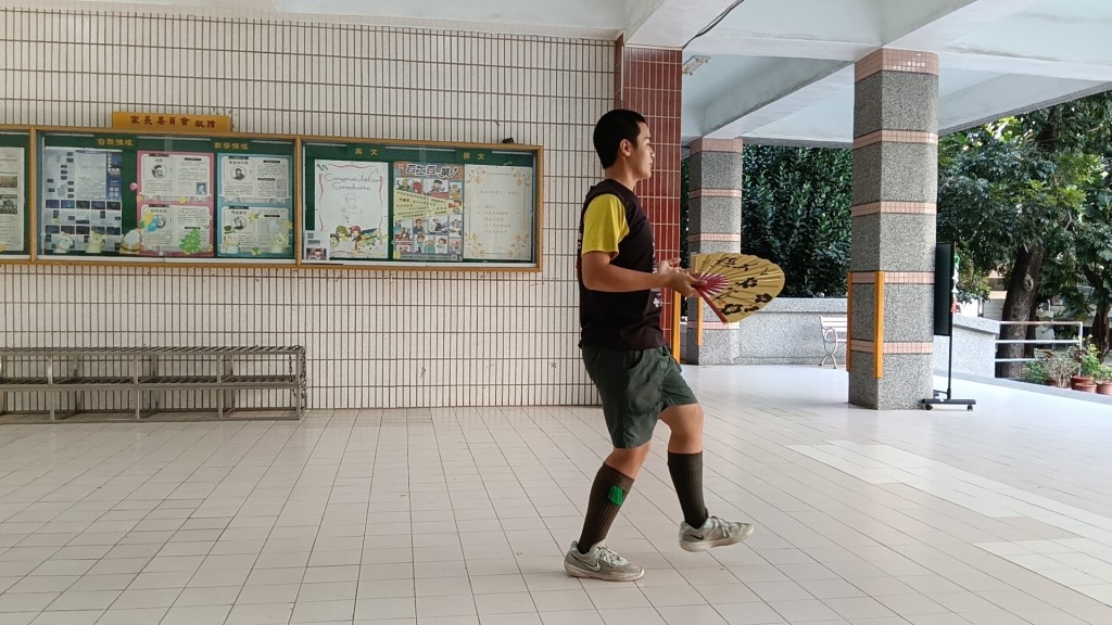 相片album_693780f3981ab.jpg圖示