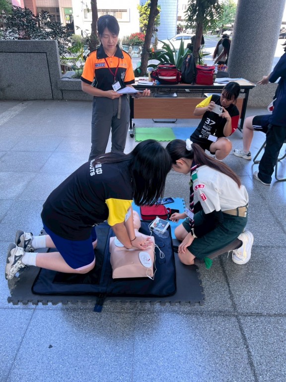 相片album_6937813756ecd.jpg圖示